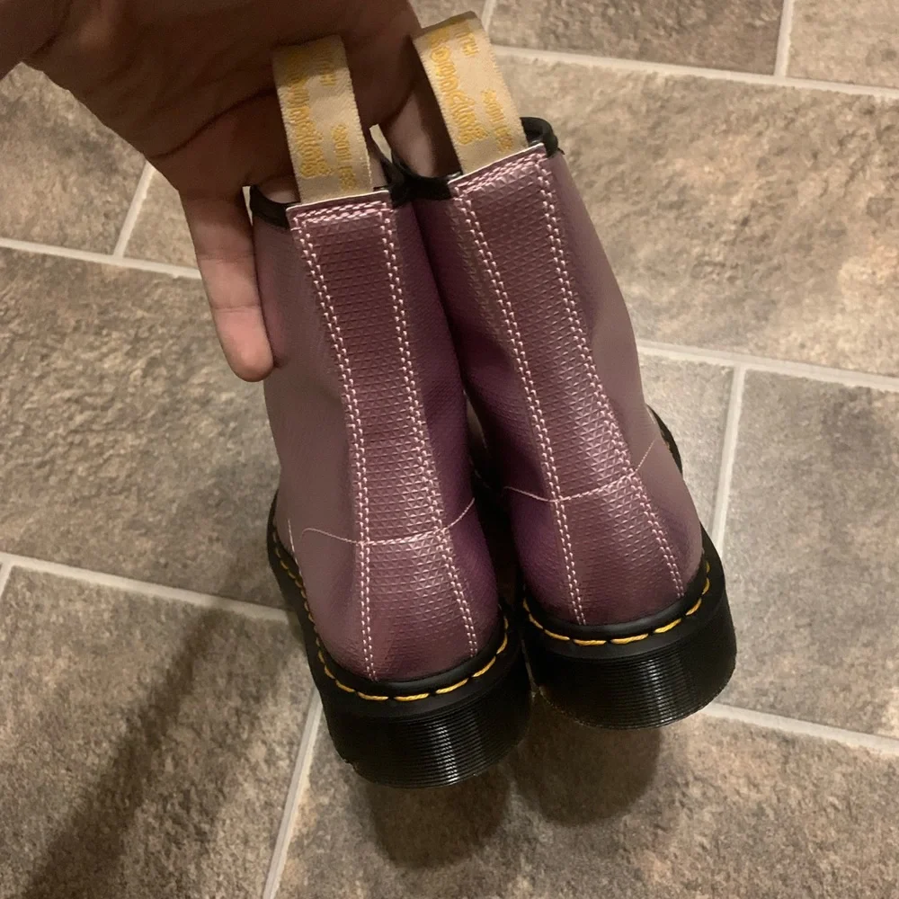 Dr Doc Martens Women's Vegan 1460 Pink Metallic Combat Boots Size 8 - Picture 5 of 11